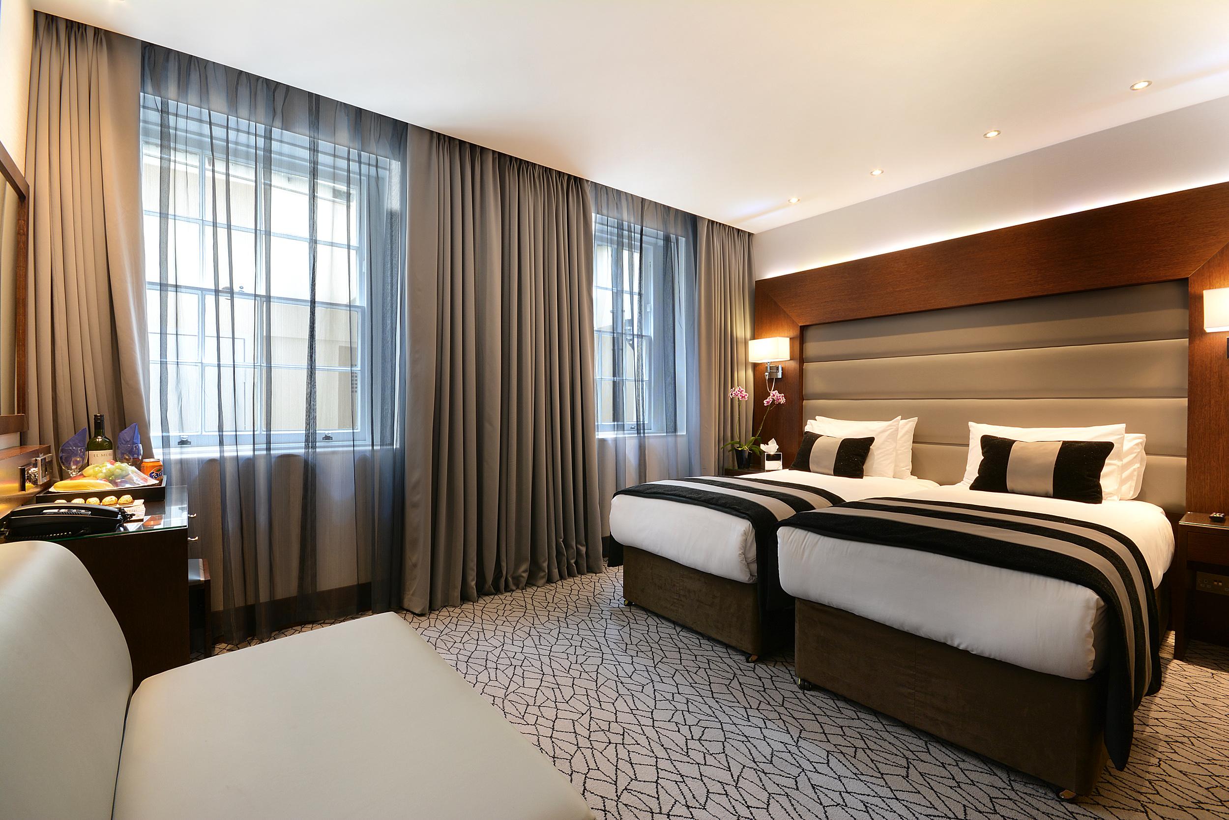 Hotel Park Grand London Lancaster Gate Zewnętrze zdjęcie A room at the hotel